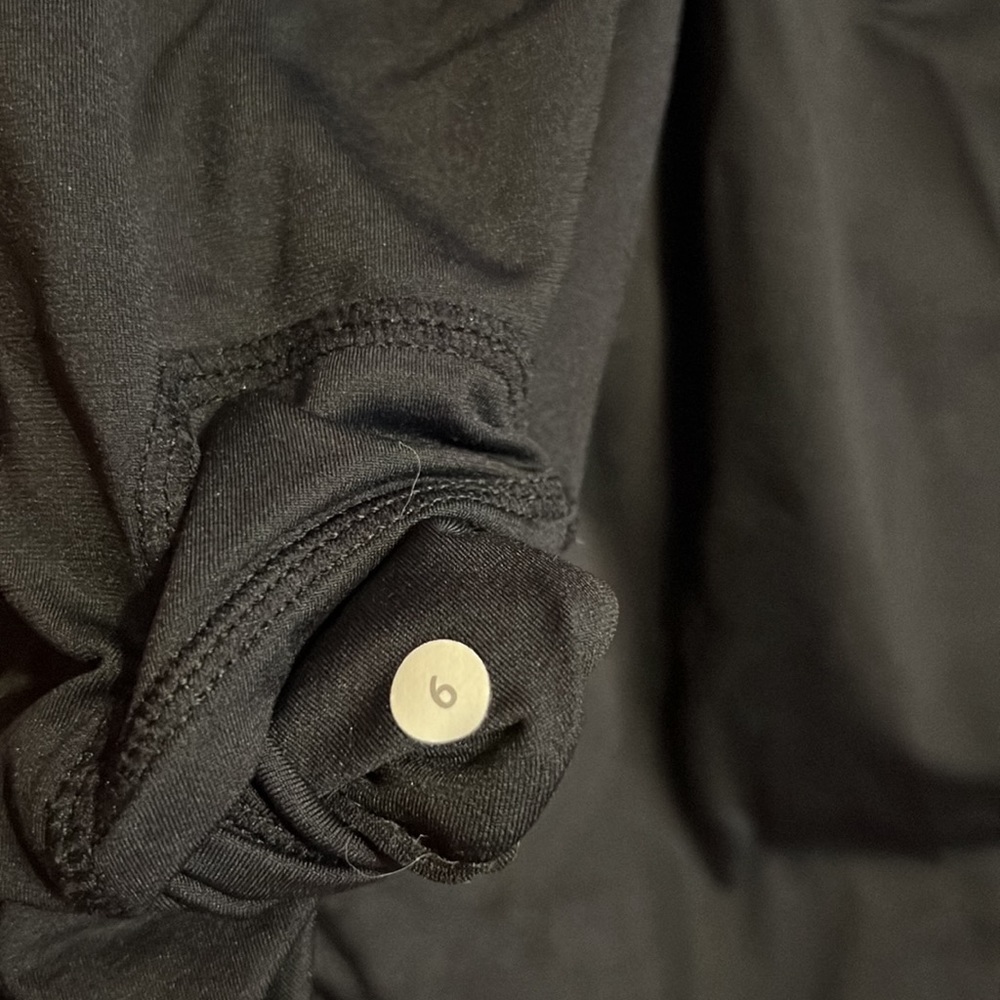 Lululemon Barre Ruched Color Block Top Size 6, Bl… - image 5